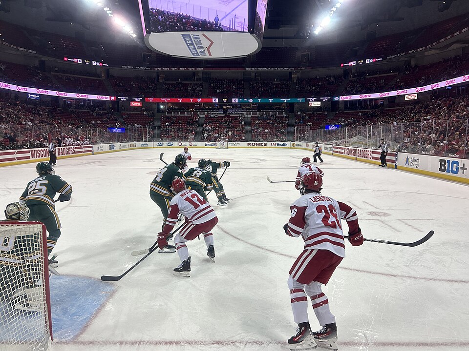 Illustration: Advanced Ice Hockey Skating Drills and Techniques