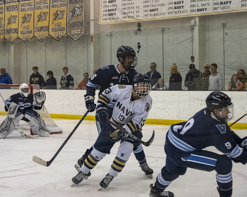 Illustration: Non-Verbal Communication Signals and Body Language