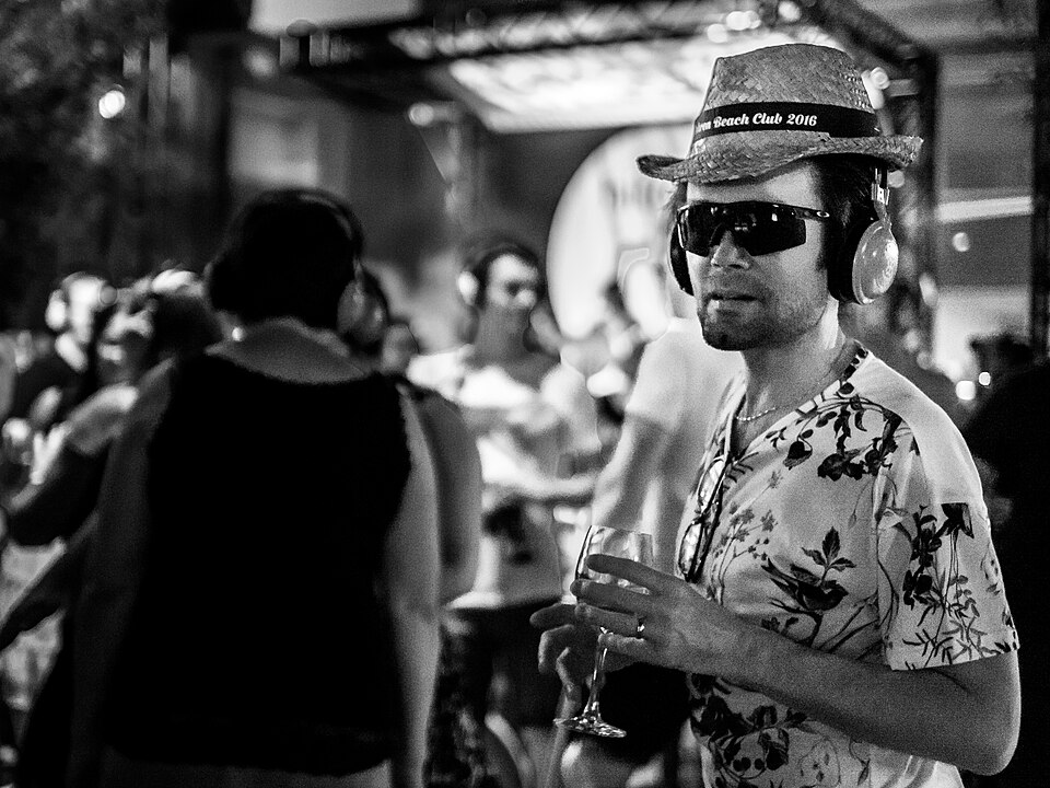 Illustration: What is Hockey Offside? Basic Rule Explained